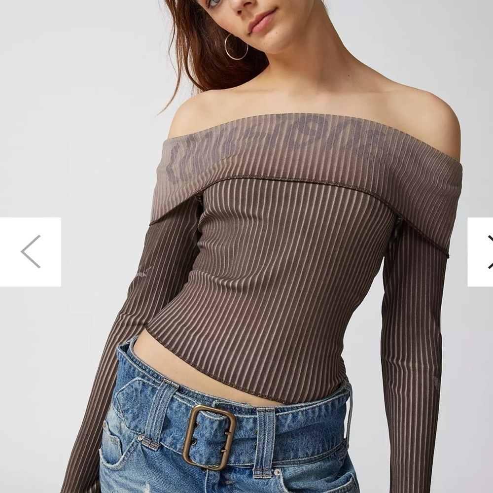 Brown Y2K 90’s  Off the Shoulder Top M  Streach Grunge T